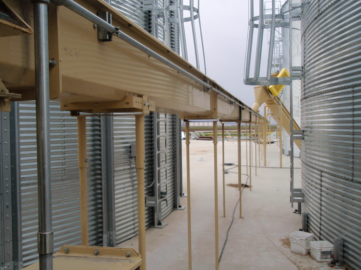 HV Series Self Cleaning Drag Chain Conveyors